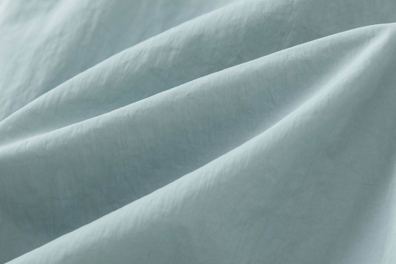 AMIRI Starburst logo shell swim shorts